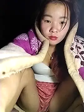 lylylove online show from December 14, 2025, 12:49 am