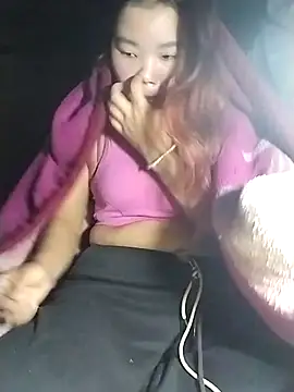 Snapshot of lylylove chatting on March 8, 2026, 12:52 am lylylove online show from March 8, 2026, 12:52 am