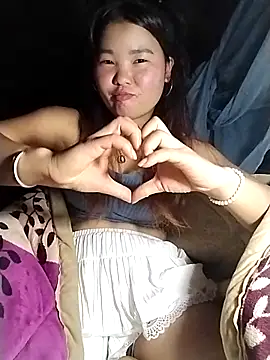 Snapshot of lylylove chatting on March 24, 2026, 4:45 pm lylylove online show from March 24, 2026, 4:45 pm