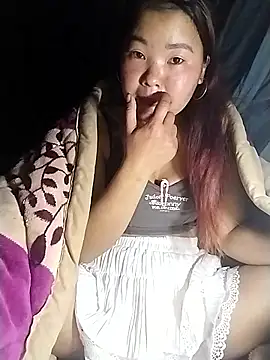 Snapshot of lylylove chatting on March 27, 2026, 8:41 pm lylylove online show from March 27, 2026, 8:41 pm