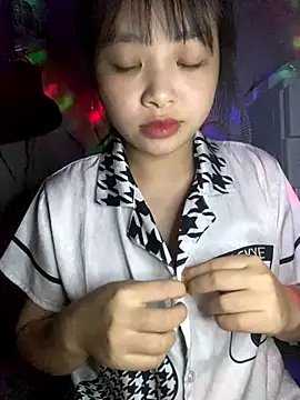 Snapshot of candy___123 chatting on October 25, 2025, 2:56 pm candy   123 online show from October 25, 2025, 2:56 pm