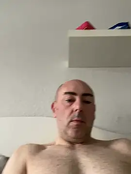 Richmcgee online show from March 29, 2026, 8:36 am