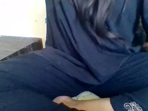 Vaani Singha online show from October 13, 2025, 5:07 am