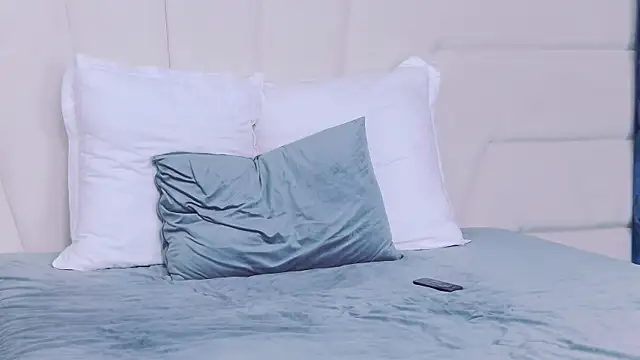 Snapshot of GraceRous chatting on October 11, 2025, 5:50 am GraceRous online show from October 11, 2025, 5:50 am