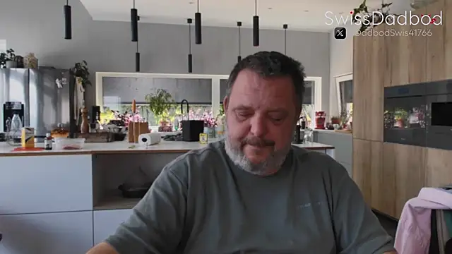 SwissDadbod online show from October 1, 2025, 11:16 am