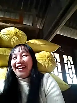 miss-su online show from December 1, 2025, 2:05 am