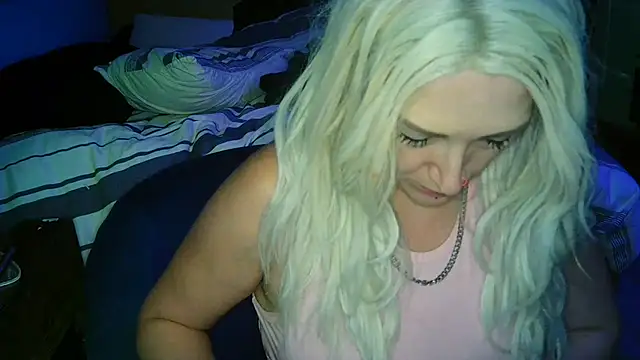 cutiekayls online show from August 6, 2026, 5:09 am