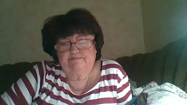 MilaSky5303 online show from October 6, 2025, 12:13 pm