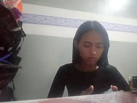 classyfoxhiromi online show from November 18, 2025, 9:14 am