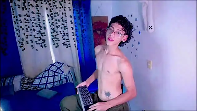 Thedoll ethan7 online show from March 19, 2026, 10:25 pm