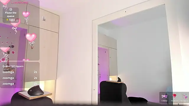 Stefannyevans  online show from January 14, 2026, 1:28 pm