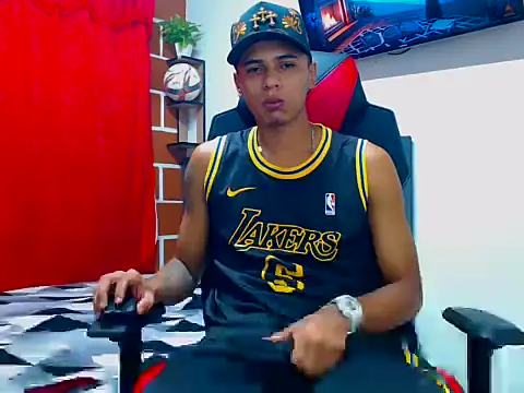 cristian tayron1 online show from July 5, 2026, 4:19 am