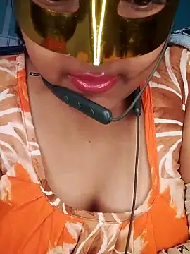 mimi87hoty online show from January 13, 2026, 5:07 pm