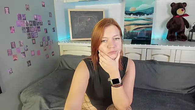 Snapshot of BattyBaker chatting on September 11, 2025, 1:28 am BattyBaker online show from September 11, 2025, 1:28 am