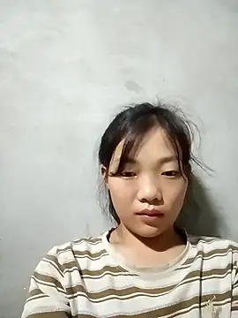 Ananine online show from October 19, 2025, 11:16 pm