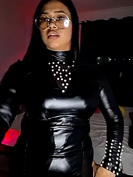 Tigresa23 online show from April 28, 2026, 2:27 am