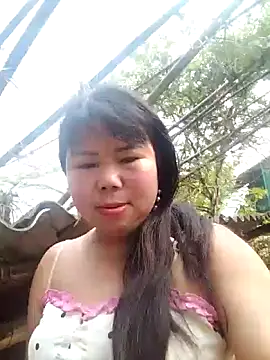 lusy-00 online show from April 15, 2026, 1:23 am