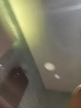 sherale2s online show from October 17, 2025, 9:23 am