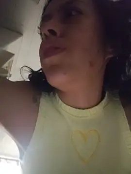 Queen Ashly online show from December 21, 2025, 8:49 pm