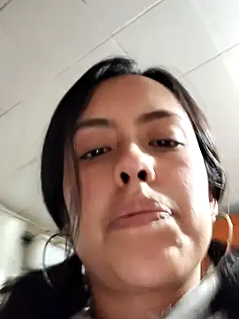 Queen Ashly online show from March 19, 2026, 2:15 am