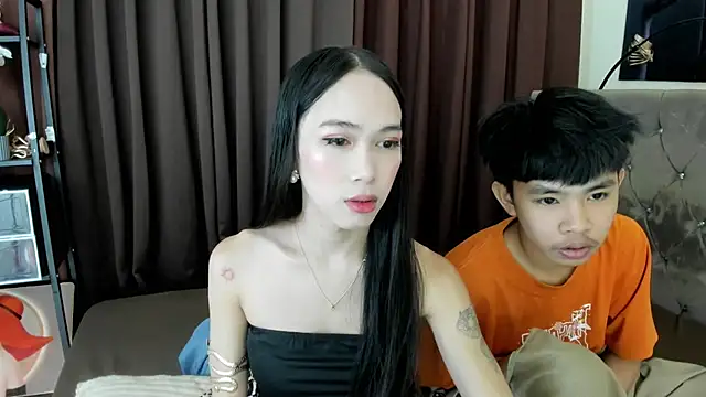 urfantasyhotbaby online show from December 21, 2025, 5:31 pm