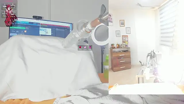 Rosy Emely online show from November 12, 2025, 5:46 pm