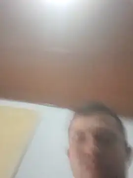 Snapshot of Loquendo2201 chatting on October 5, 2025, 3:32 pm Loquendo2201 online show from October 5, 2025, 3:32 pm