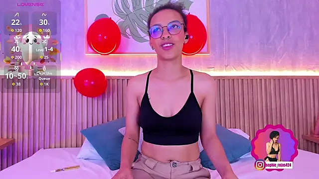 Snapshot of sophie_rojas chatting on October 24, 2025, 3:36 am sophie rojas online show from October 24, 2025, 3:36 am