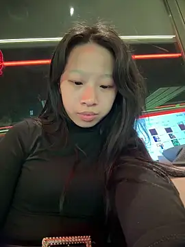 jingjing005 online show from March 13, 2026, 5:30 pm