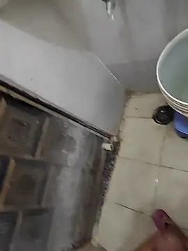 vers negi9 online show from October 13, 2025, 8:31 pm