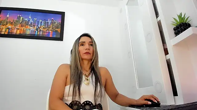 Snapshot of Ms_lunaRose chatting on February 25, 2026, 2:37 pm Ms lunaRose online show from February 25, 2026, 2:37 pm