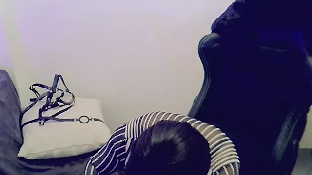 Snapshot of Morgane818181 chatting on March 14, 2026, 2:50 am Morgane818181 online show from March 14, 2026, 2:50 am