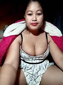 maycuc123 online show from December 18, 2025, 9:48 am