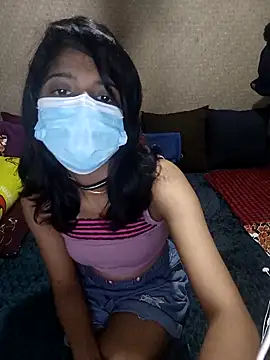 Snapshot of emali_baba chatting on October 24, 2025, 5:04 am emali baba online show from October 24, 2025, 5:04 am