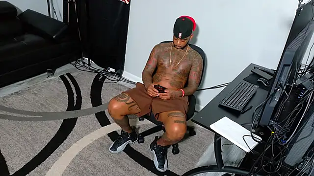 SLANGONDEMHOES online show from October 30, 2025, 6:19 pm