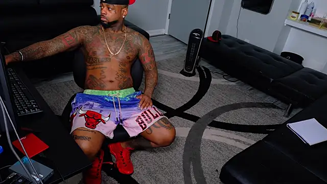 SLANGONDEMHOES online show from April 7, 2026, 6:58 am