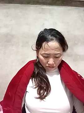 Snapshot of Fienjr chatting on February 5, 2026, 9:19 pm Fienjr online show from February 5, 2026, 9:19 pm