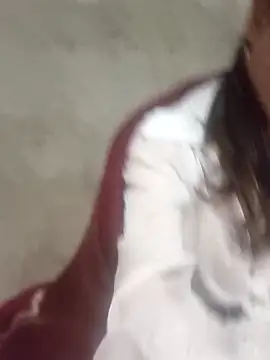 Snapshot of Fienjr chatting on February 12, 2026, 1:55 am Fienjr online show from February 12, 2026, 1:55 am