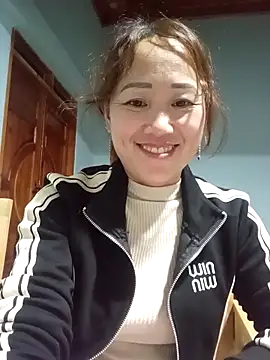 Snapshot of Fienjr chatting on March 26, 2026, 2:22 pm Fienjr online show from March 26, 2026, 2:22 pm