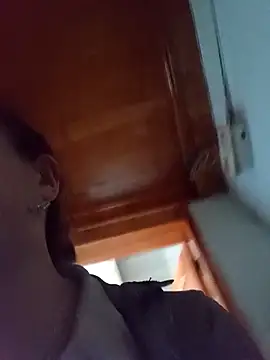 Snapshot of Fienjr chatting on March 27, 2026, 5:35 am Fienjr online show from March 27, 2026, 5:35 am