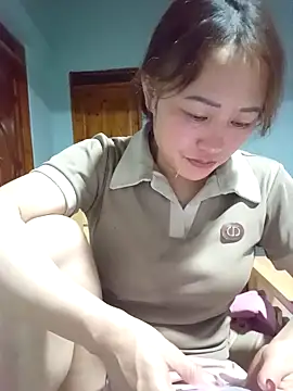 Snapshot of Fienjr chatting on April 9, 2026, 1:38 pm Fienjr online show from April 9, 2026, 1:38 pm