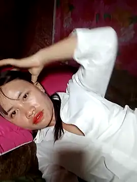 Snapshot of rubi_bae chatting on April 5, 2026, 12:46 pm rubi bae online show from April 5, 2026, 12:46 pm