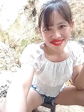 Snapshot of rubi_bae chatting on April 6, 2026, 9:54 am rubi bae online show from April 6, 2026, 9:54 am