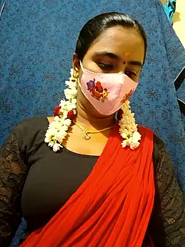 mini-queen online show from January 12, 2026, 1:05 pm