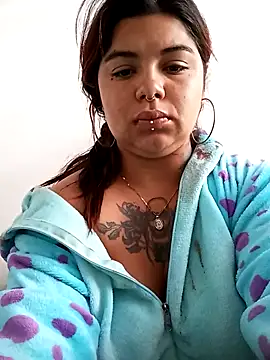 Snapshot of snow_belle chatting on October 25, 2025, 8:47 pm snow belle online show from October 25, 2025, 8:47 pm