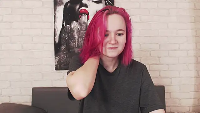 Ericha Stone online show from September 13, 2025, 1:49 am