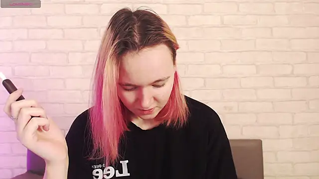 Ericha Stone online show from January 17, 2026, 1:10 am