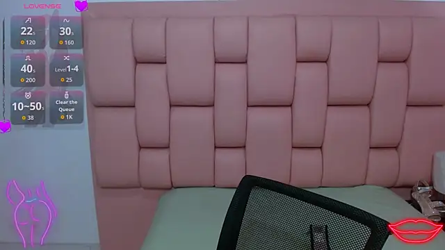 vanesa19  online show from November 14, 2025, 1:43 pm