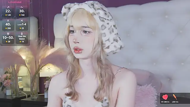 cutetomie online show from February 25, 2026, 9:13 pm