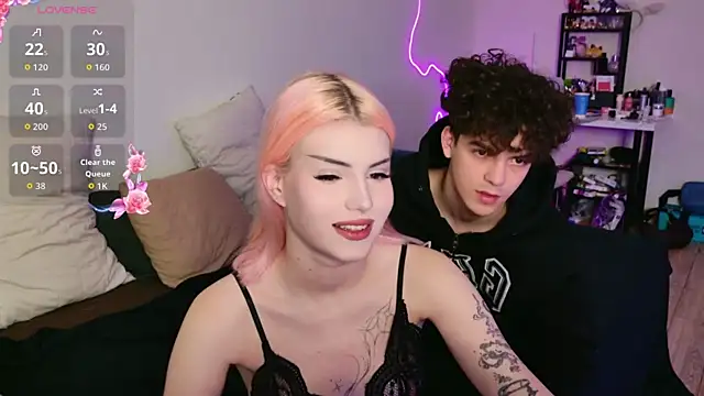 Snapshot of Alice18James chatting on September 13, 2025, 6:40 pm Alice18James online show from September 13, 2025, 6:40 pm